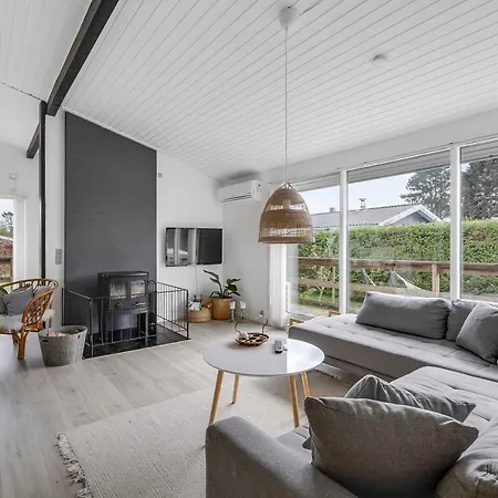 North Funen Summer Idyll By The Water 펜션 *